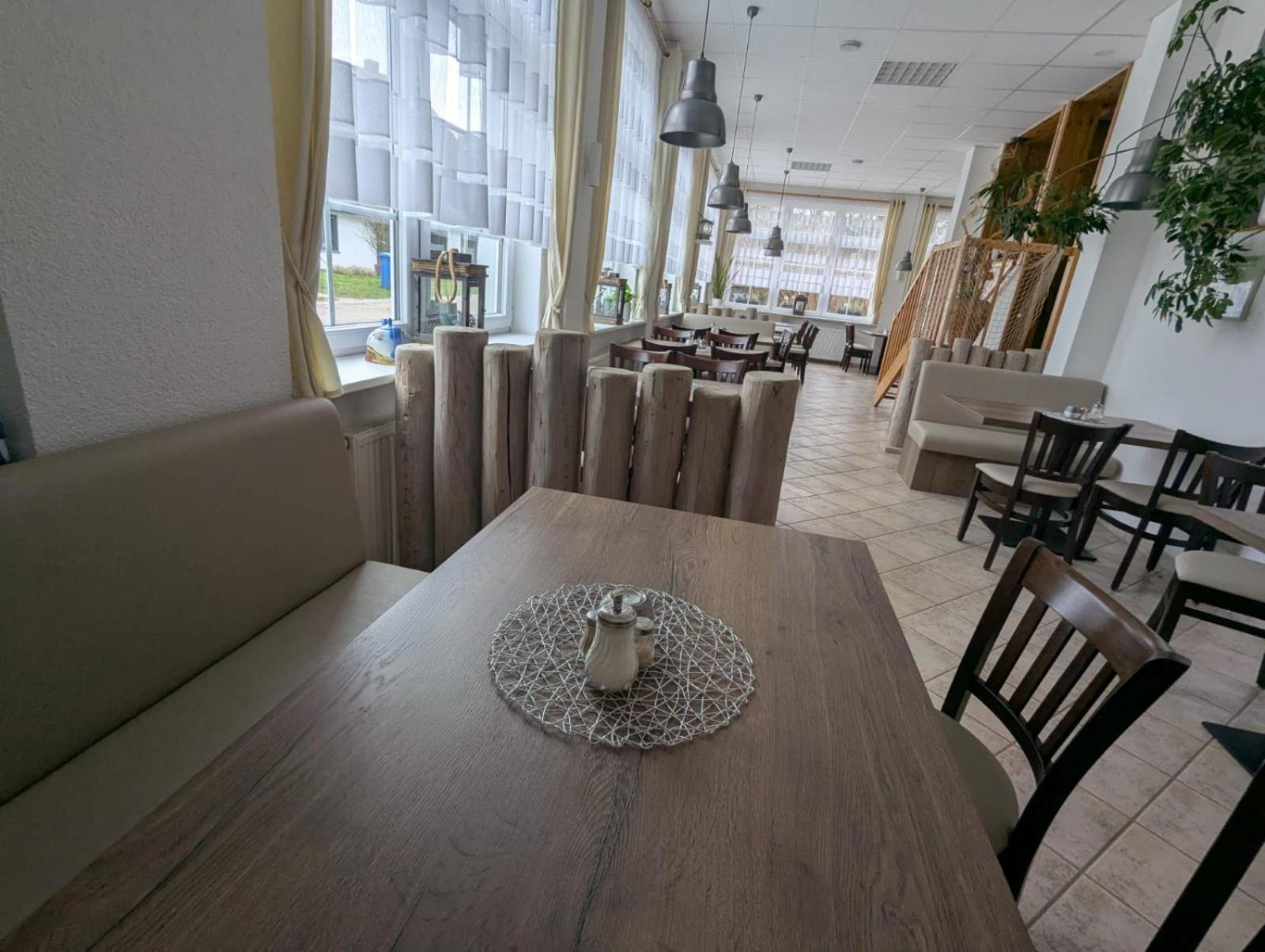Pension & Restaurant Haus Hiddensee Kloster Exterior photo